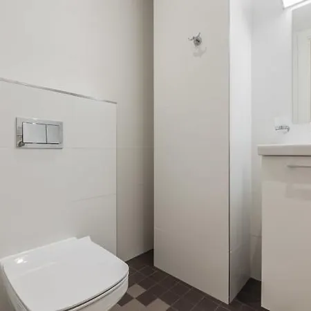 Pronksi 3 Lejlighed *