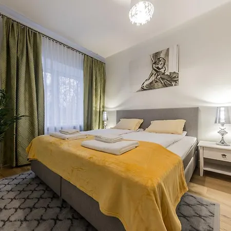 Appartamento Pronksi 3 Reval