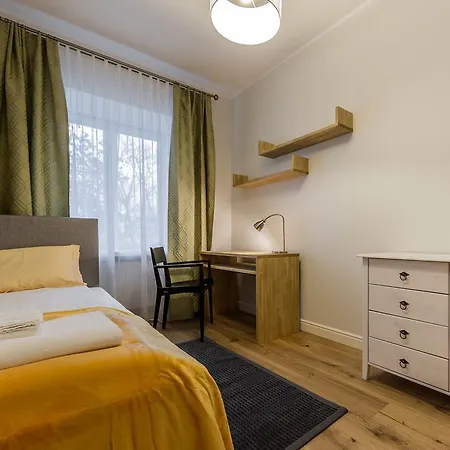 Pronksi 3 Apartman *