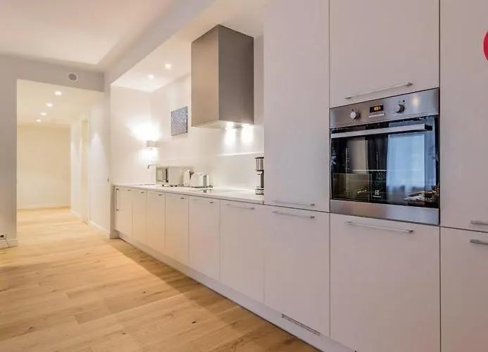 Appartement Pronksi 3 *