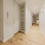 Pronksi 3 *